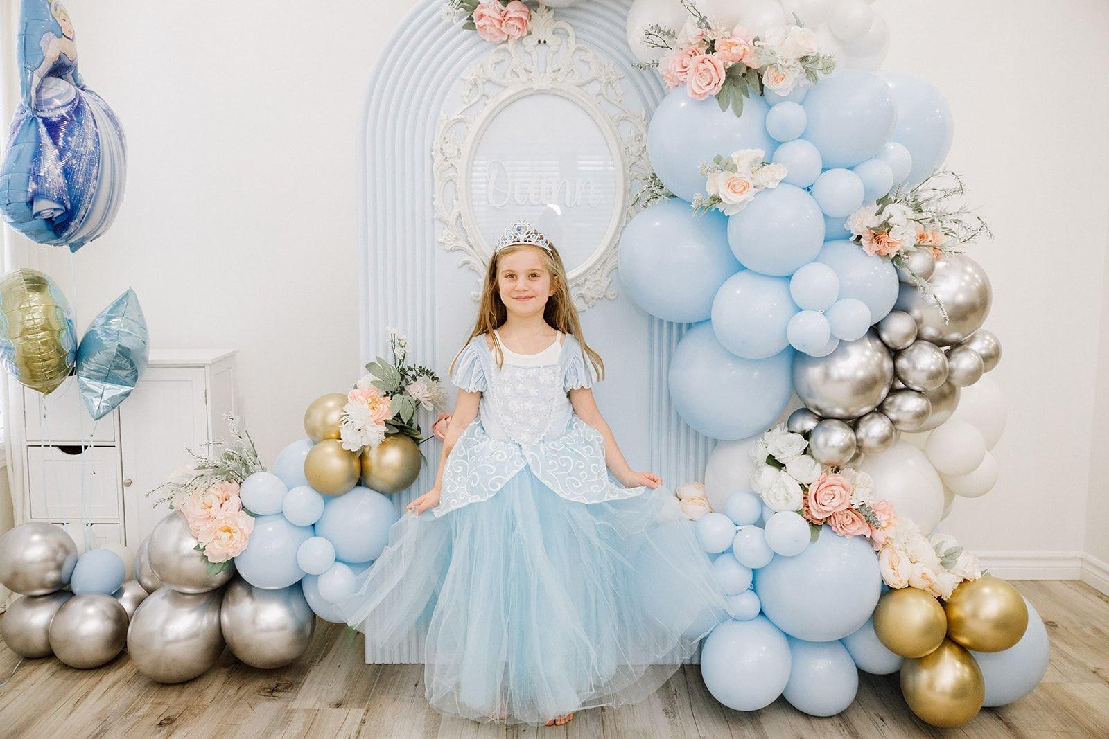 carousel-hero-element image-0